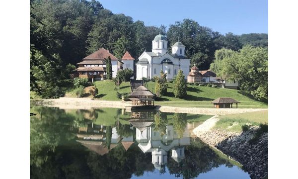 U nedelju humanisti u manastiru Kaona