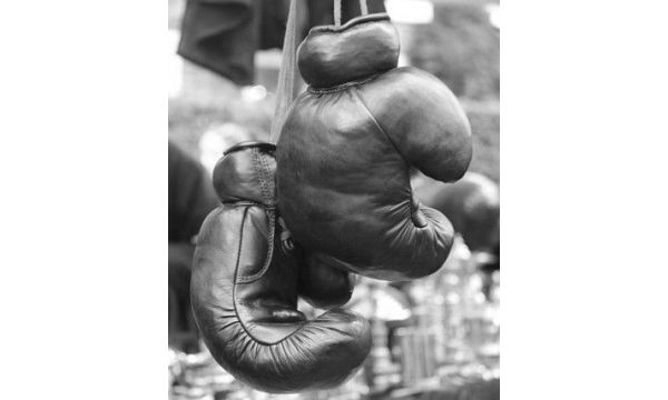 „Gradić Pejton“ na bokserski način