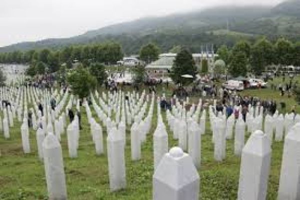 U UN usaglašena Rezolucija o genocidu u Srebrenici: 11. juli od sada Međunarodni dan sećanja