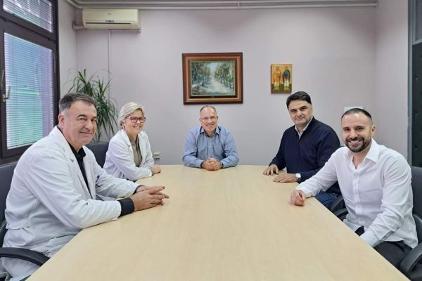 Počela implementacija savremene procedure za lečenje karcinoma rektuma