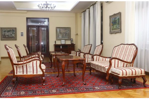 Vedrina i toplina umetničkog izraza