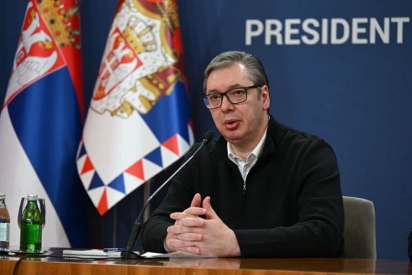Vučić: Iznenađujuće mnogo ljudi iz unutrašnjosti na protestu, vlast mora da izvuče pouke