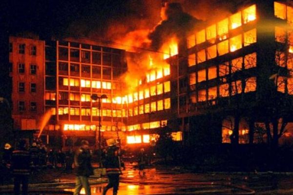 На данашњи дан пре 26 године почело НАТО бомбардовање СР Југославије