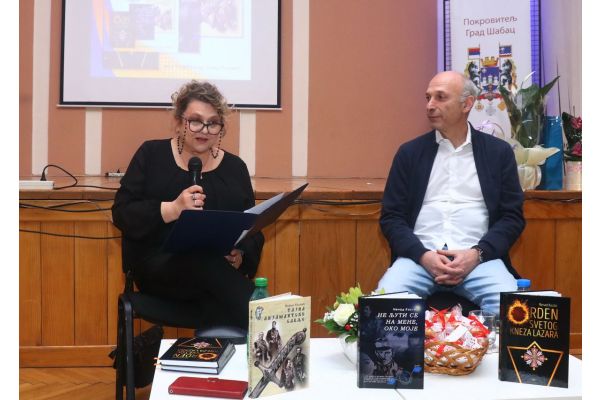 Prijateljstvo, književnost i istorija