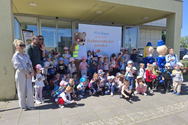 Policijska uprava Šabac obeležila Međunarodni dan porodice