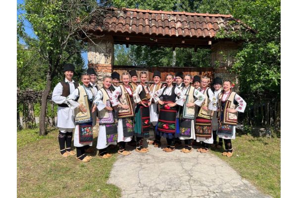 Bronzani opanak Dečjem FA iz Prnjavora
