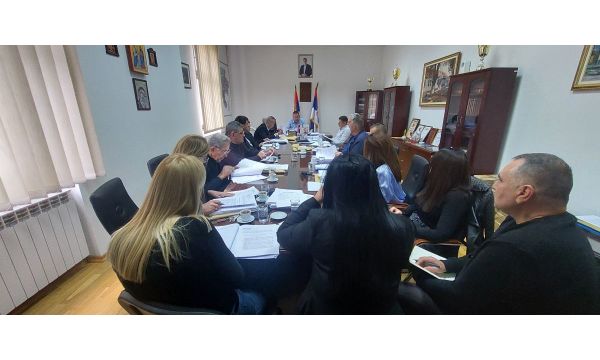 Од финансијског плана, варошице, дубинских бунара...