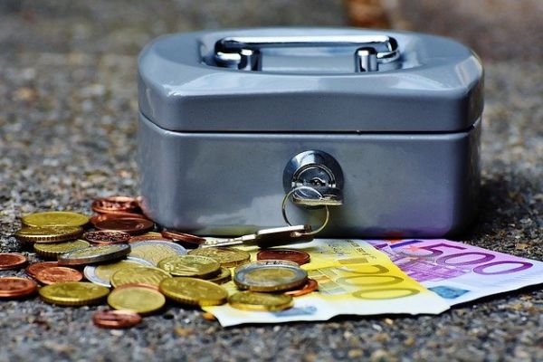 Srednji kurs NBS: Za jedan evro potrebno 117,2333 dinara