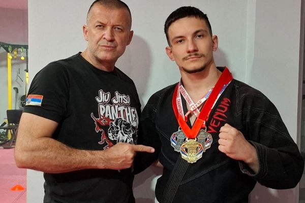 Пантери успешни у Лозници
