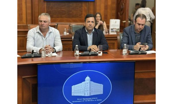 Nemanja Pajić na sastanku povodom organizacije manifestacije “Jedinstvo i snaga - Srbija”