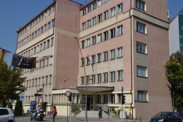 Godinu dana zatvora za pljačku gazdarice