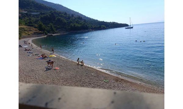 Brač- lep odmor, ne i za svačiji džep