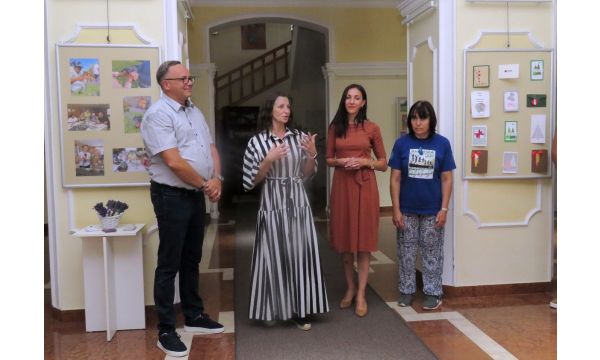 Десет година љубави, вере и наде