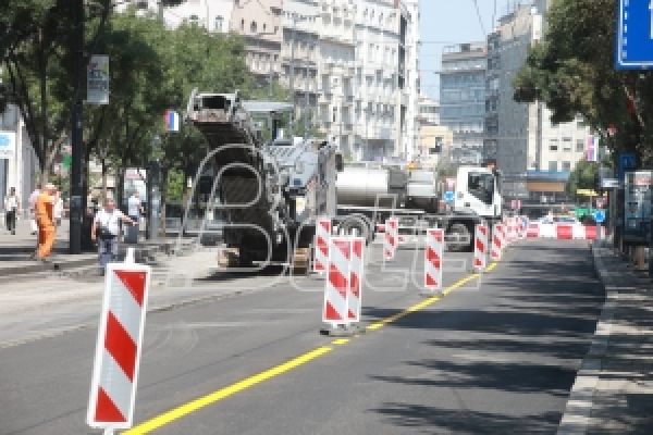 AMSS: Saobraćaj pojačanog intenziteta, na graničnim prelazima zadržavanja za teretna vozila