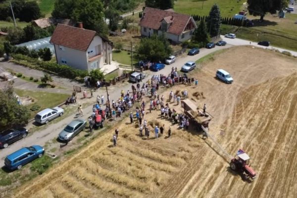 Први вашар окупио велики број учесника и посетилаца