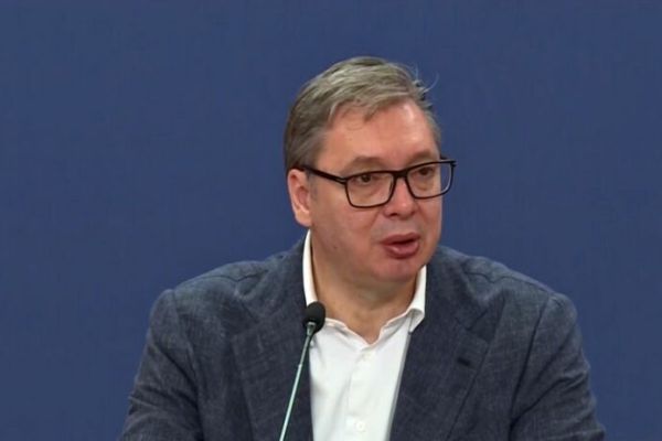 Vučić: Legalizacija objekata od 100 do 1.000 evra – bez komplikovane procedure