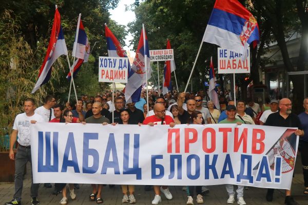 Održan skup "Šabac protiv blokada", Policija sprečila incidente