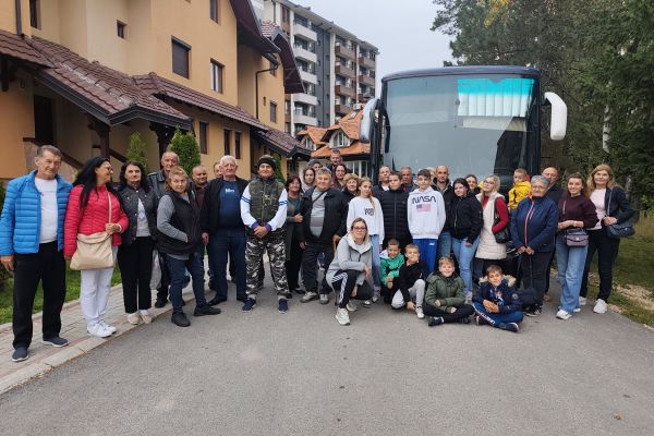 Vladimiračkim humanistima na dar čari Zlatibora