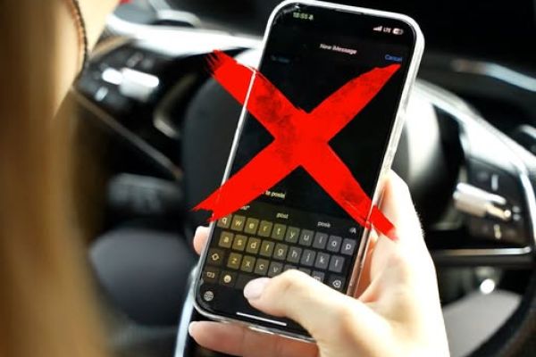 Pojačana kontrola korišćenja mobilnog telefona i slušalica u saobraćaju