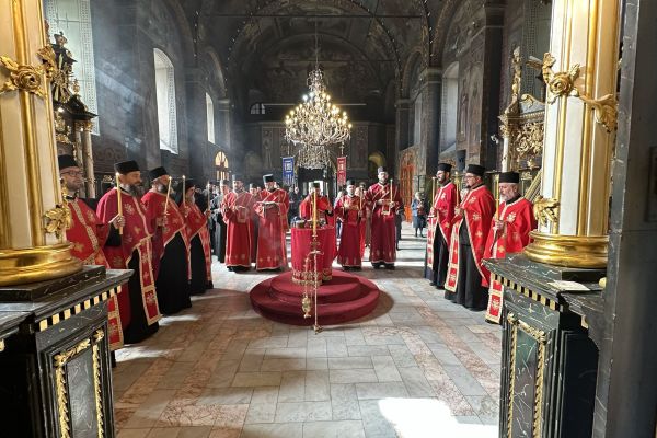 Парастос пострадалим жртвама на Савском мосту