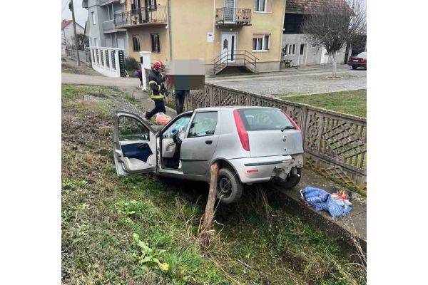 Саобраћајна незгода у Богосавцу, једна особа повређена