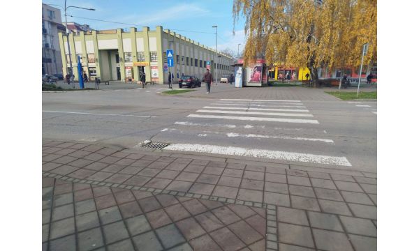 Pešački prelaz je signal i za pešake i za vozače