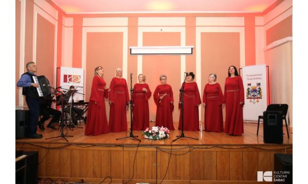 Новогодишњи концерт вокалне групе „Шапчанке“