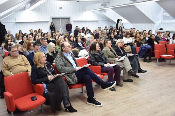 ZZJZ: Kontinuirana medicinska edukacija "Značaj multisektorske saradnje u prevenciji oboljenja izazvanih humanim papiloma virusom (HPV)"