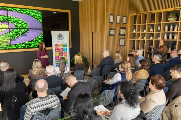 Održana edukacija za mala i srednja preduzeća o održivom poslovanju i zelenom finansiranju