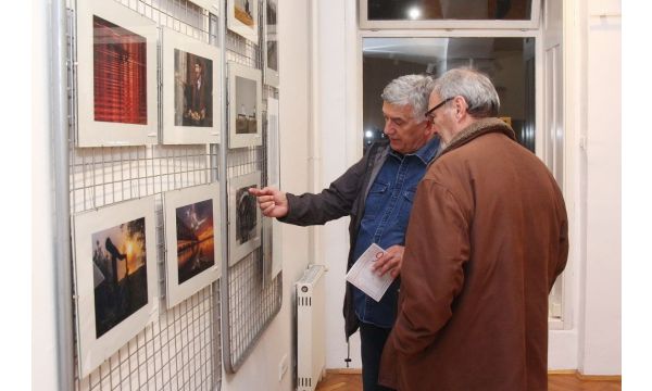 Od amaterskih početaka do savremenog objektiva