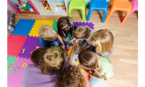 Незнатна промена месечне накнаде