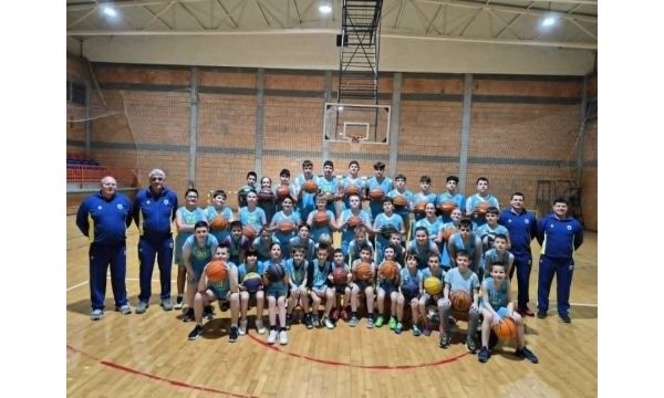 Ljubav prema igri "pod obručima"