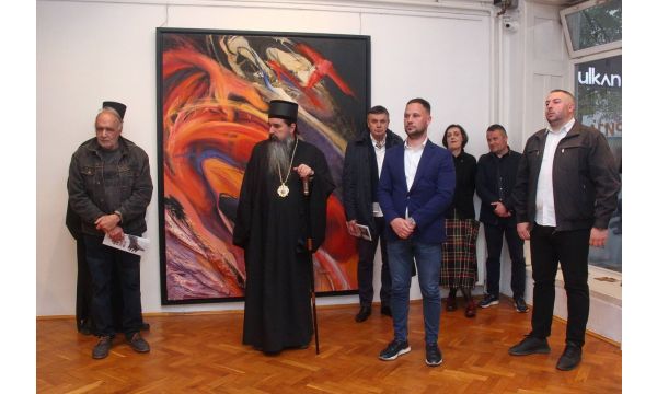 Ја сам феникс и увек се враћам