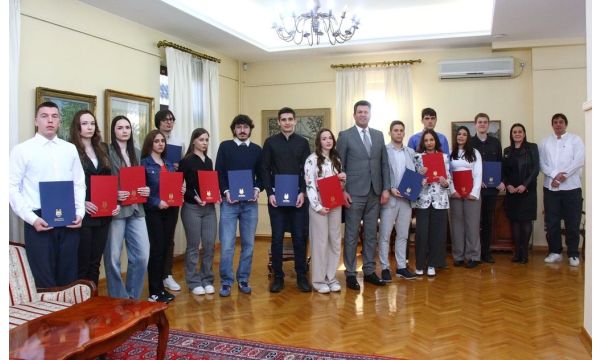 Najboljim studentima dodeljene stipendije
