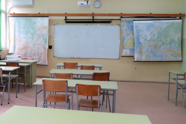 Od sutra raspust, u školske klupe đaci se vraćaju u sredu