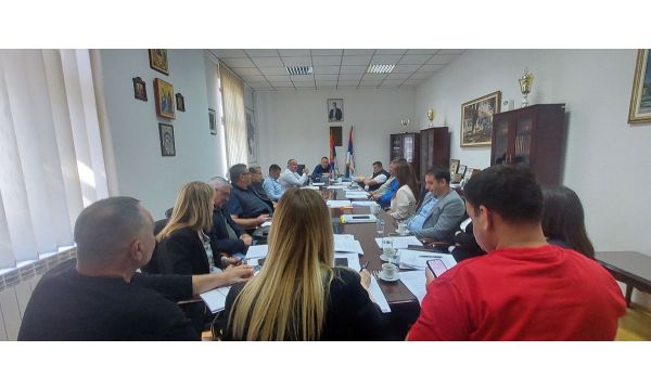Девета редовна седница већа