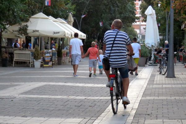АМСС: Повећан број бициклиста и мотоциклиста на путу