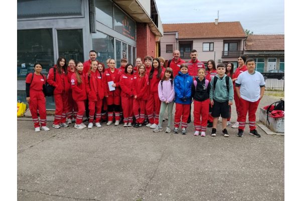 Ekipe Crvenog krsta Bogatić na Međuregionalnom takmičenju u pružanju prve pomoći