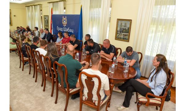 Potpisani ugovori za nabavku 50 novih traktora