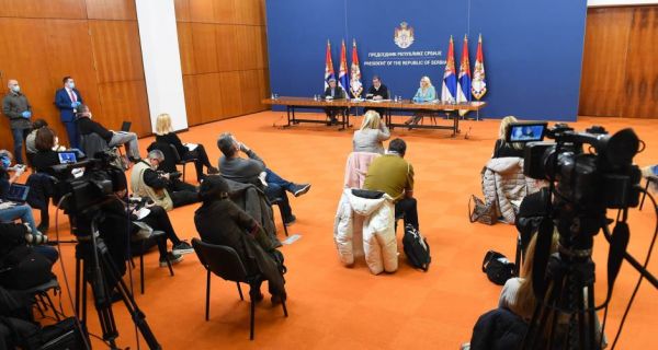 Konferencije za  novinare bez novinara