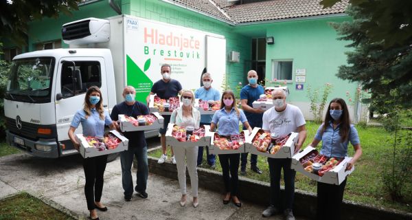 Mozzart isporučio  više od 20 tona  pomoći